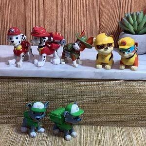 Paw Patrol Action Figures Pups 7 total